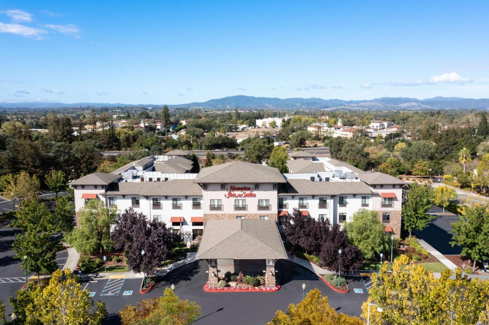 Hampton & Windsor-sonoma Wine Country Hotel 3*