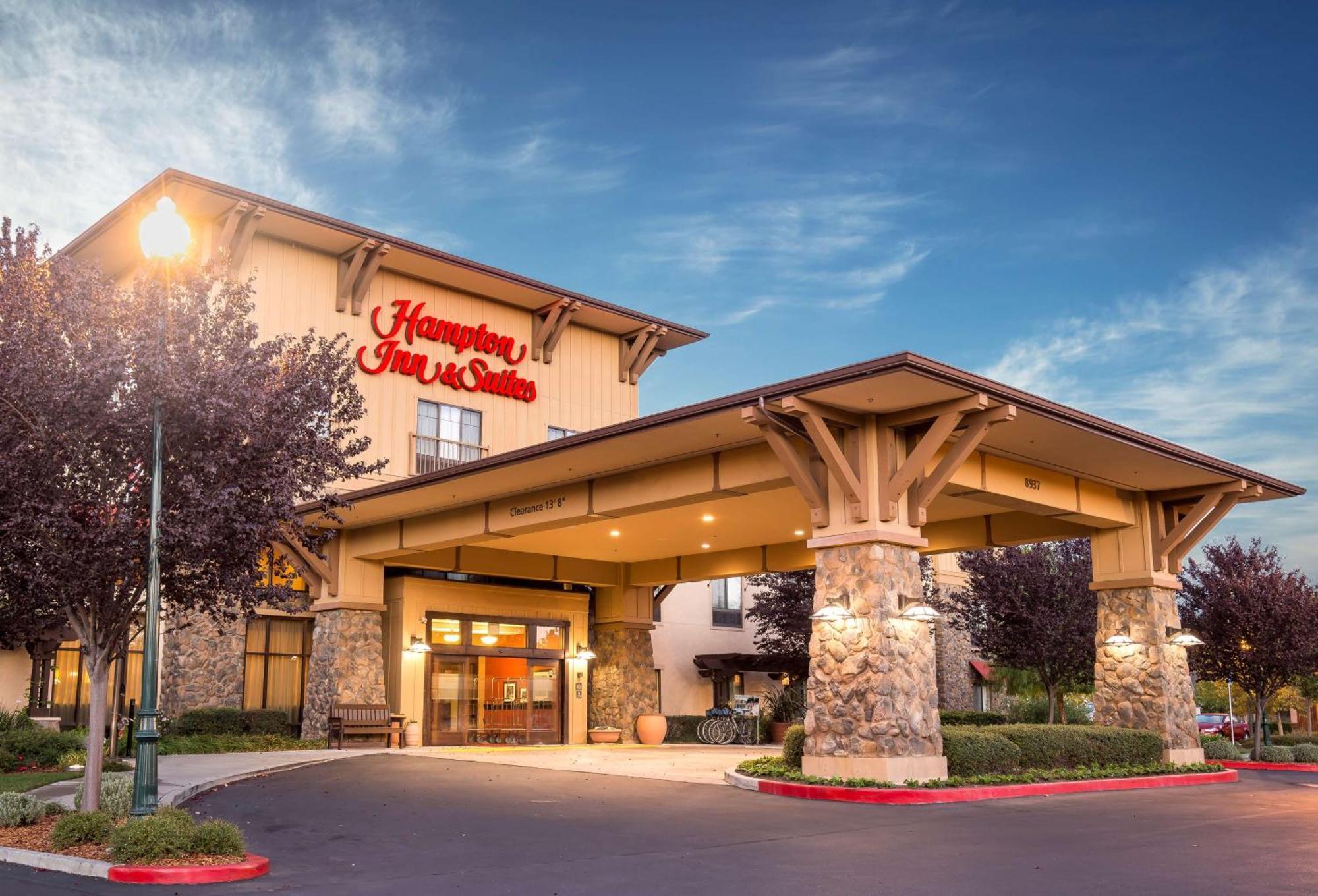 Hampton & Windsor-sonoma Wine Country